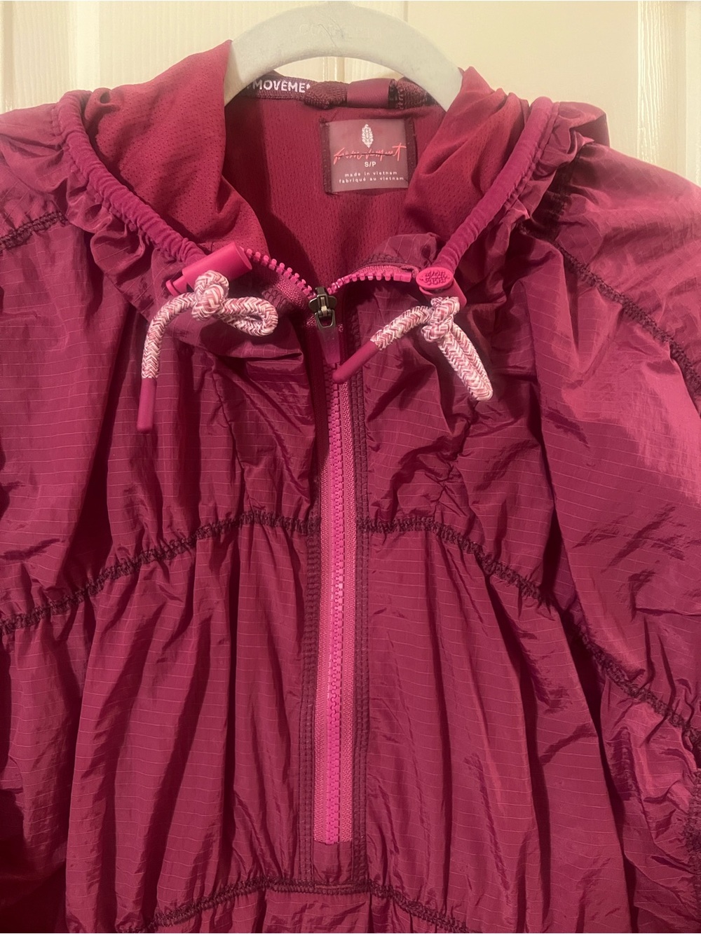 Like New Free People Movement Fuscia Happy Camper Pullover Size Small - Picture 5 of 14